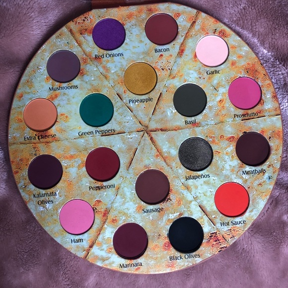 Glamlite Pizza Eyeshadow Palette - Picture 2 of 8